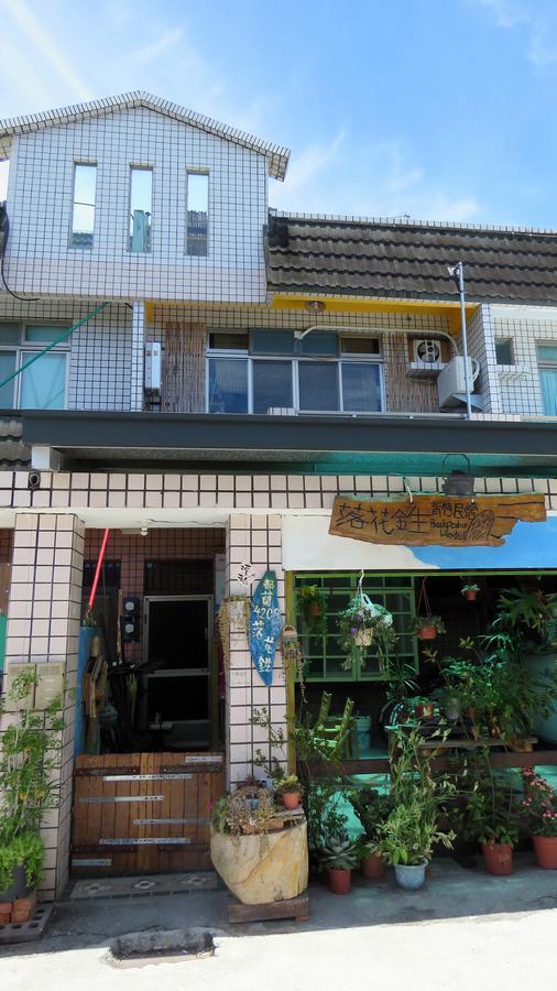 Dulan Groundnut Backpacker Hostel Donghe Exterior photo